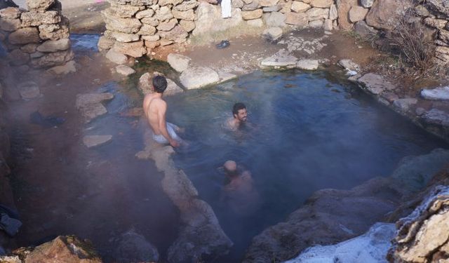 Şifa Dağıtan Su