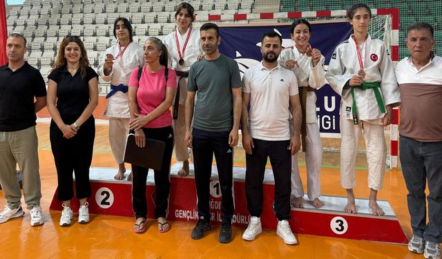 Bingöllü Judocular, Yarı Finalde!
