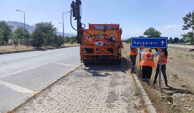 Muş Havalimanı Yolu Ulaşıma Kapatıldı!