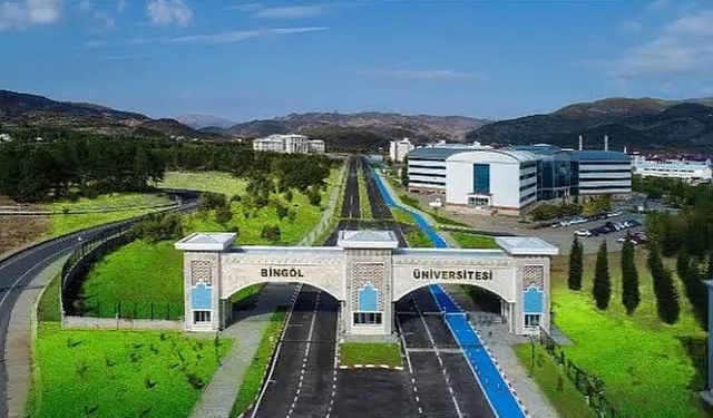 Bingöl Üniversitesinde 3 Dekan İstifa Etti