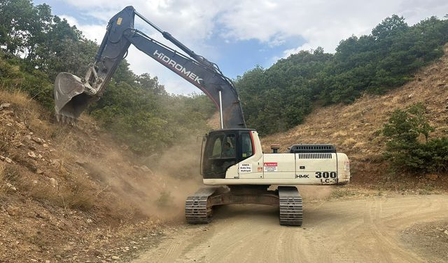 Bingöl’ün İlçesinde Yol Çalışmaları