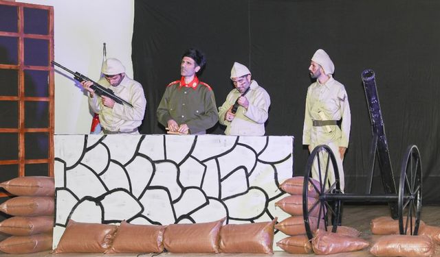 Bingöl’ün İlçesinde Çanakkale Destanı Sahneye Taşındı