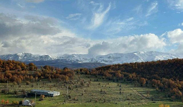 Bingöl’de Dağlarda Kış, Eteklerde Sonbahar Manzarası