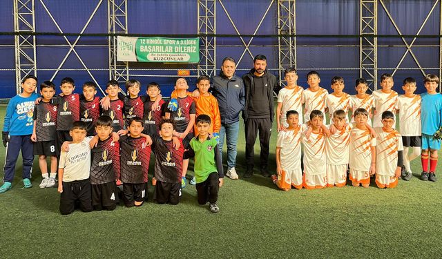 Bingöl’de İlkokullar Arası Futbol Turnuvası Heyecanı