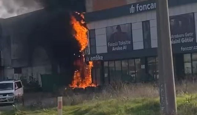 Elektrik Panosu Yanınca Alevler İşyelerine Sıçradı