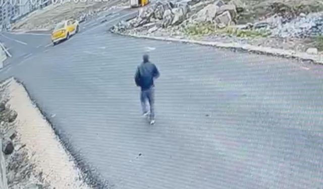 Diyarbakır’da Ticari Taksiler Çarpıştı: 2 Yaralı