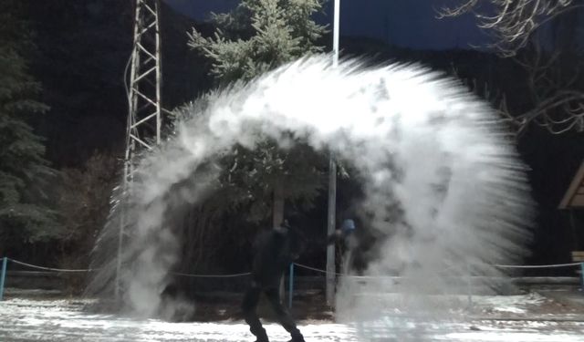 Kars’ta Sibirya Soğukları Hayatı Durma Noktasına Getirdi