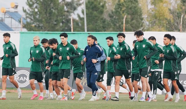 12 Bingölspor, Niğdespor Maçı Hazırlıklarına Başladı
