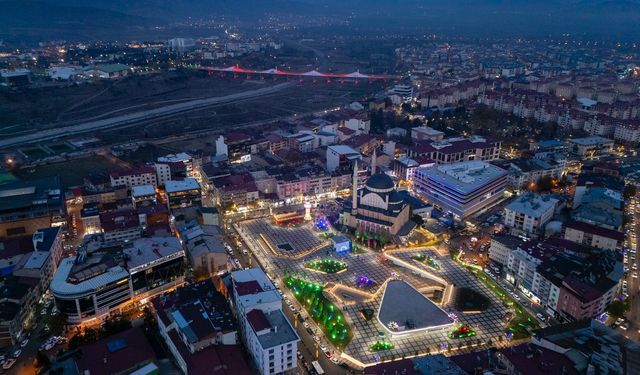 Arıkan: Bingöl’ün Kalbi Kent Meydanında Atacak