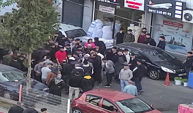 Diyarbakır'da Silahlı Saldırı: 2 Yaralı