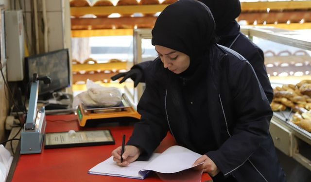 Denetimlerde El Konulan Eksik Gramajlı Ekmekler, Huzurevine Teslim Edildi