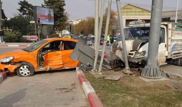 Malatya'da Trafik Kazası: 2 Yaralı
