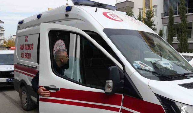 Malatya'da Mutfak Tüpünden Zehirlenen Vatandaş Hastaneye Kaldırıldı