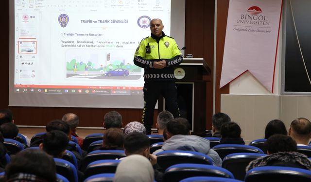 Bingöl 5 Bin Üniversite Öğrencisine Trafik Farkındalık Eğitimi