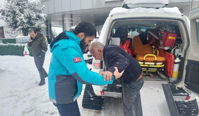 Hastalar UMKE Yardımıyla Hastaneye Ulaştırıldı