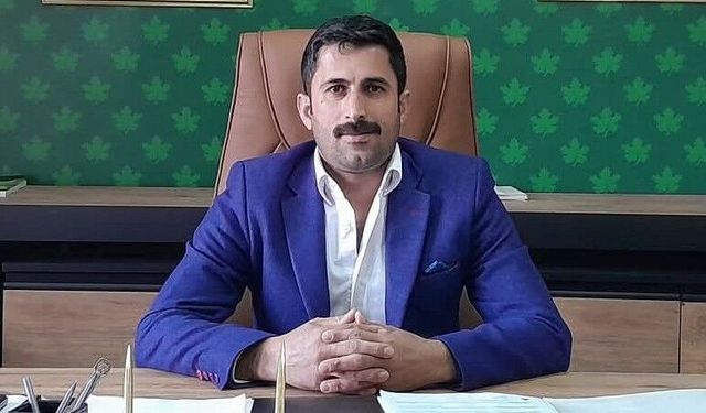 Moiz: Kamu kurumları siyasetle iç içe geçmiş