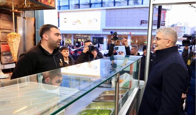 Vali Çelik Esnaf Ve Vatandaşlarla Buluştu