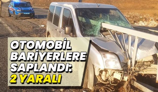 Araç Bariyerlere Saplandı: 2 Yaralı