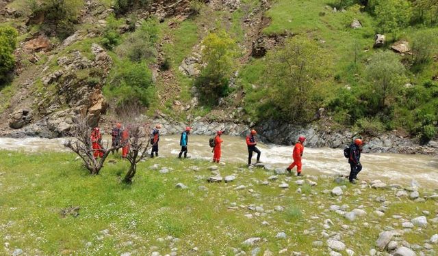 Gülsima Yıldız’ı arama çalışmaları 5’inci gününde devam ediyor