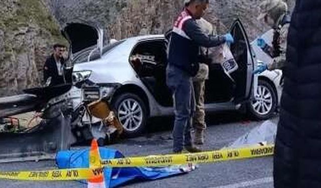 Hakkari'de Feci Kaza: 1 Ölü, 3 Yaralı