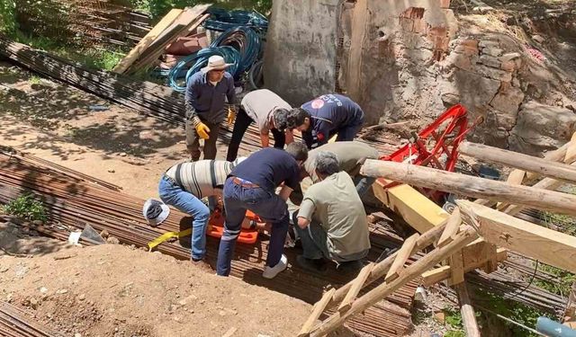 Elazığ'da İnşaat Asansörü Üzerine Düşen İşçi Ağır Yaralandı!