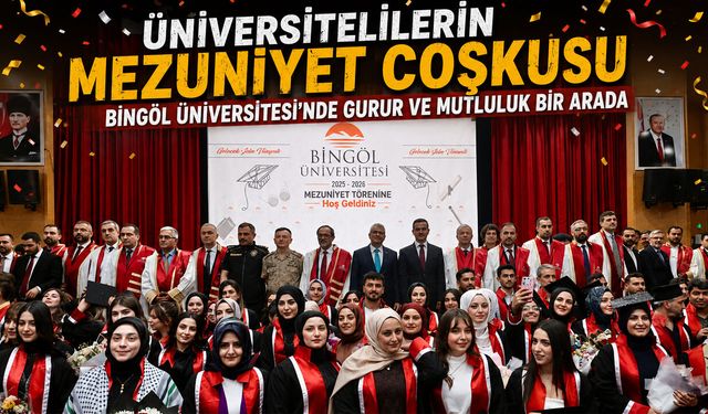 Bingöl Üniversitesi’nde Mezuniyet Coşkusu