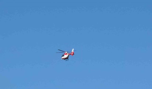 Hakkari’de Durumu Ağırlaşan Bebek Hava Ambulansıyla Van’a Nakledildi