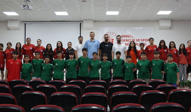 Türkiye Finalleri Öncesi Bingöl'de Şampiyonlarla Biraraya Geldi