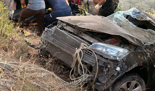 Bingöl'de Feci Kaza: 1 Ölü, 4 Yaralı
