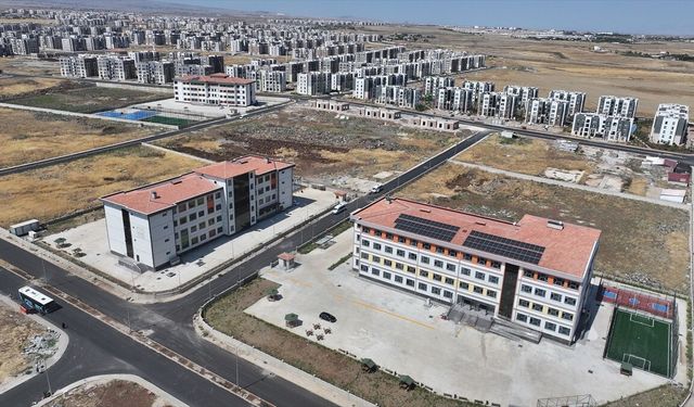6 İlde Yükümlüler Okulları Temizledi, 3 Milyon Liralık Katkı Hedefleniyor
