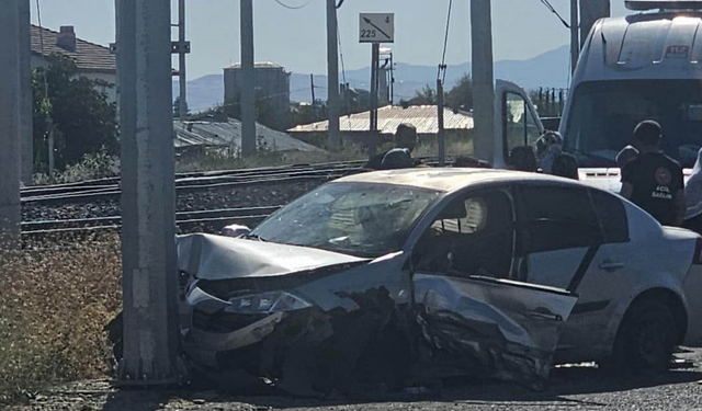 Elazığ’da İki Otomobil Çarpıştı: 5 Yaralı
