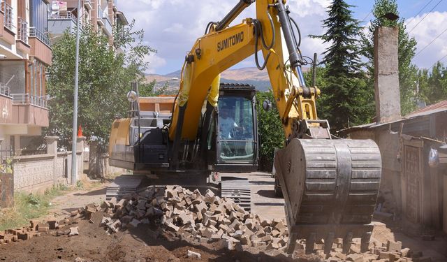 Bingöl'de Üstyapı Çalışması: Bazı Cadde ve Sokaklar Geçici Olarak Trafiğe Kapatılacak!