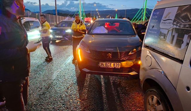 Çapakçur Viyadüğü'nde Zincirleme Trafik Kazası!