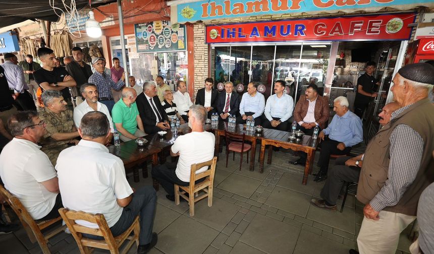 Bingöl ve Tunceli Valileri, Kiğı'da Biraraya Geldi...