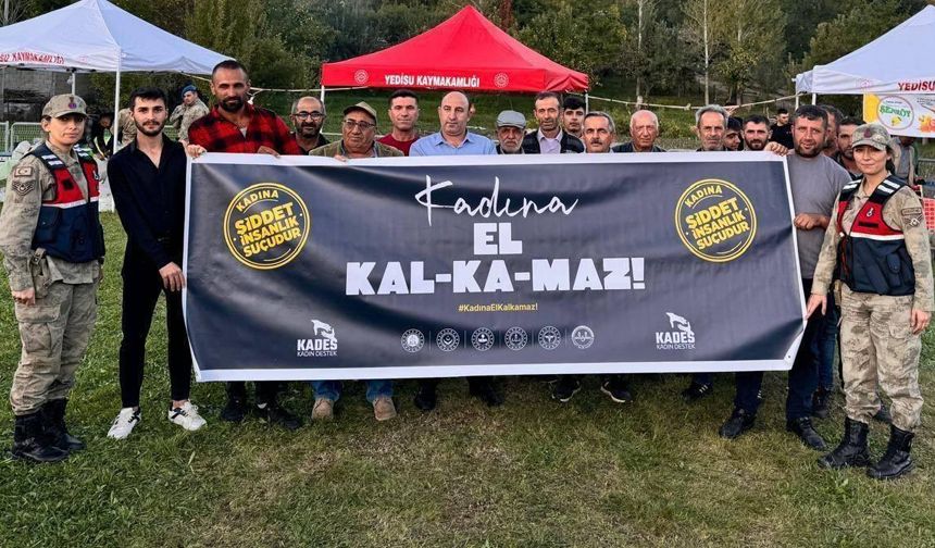 Jandarma Ekipleri KADES Standı Kurdu