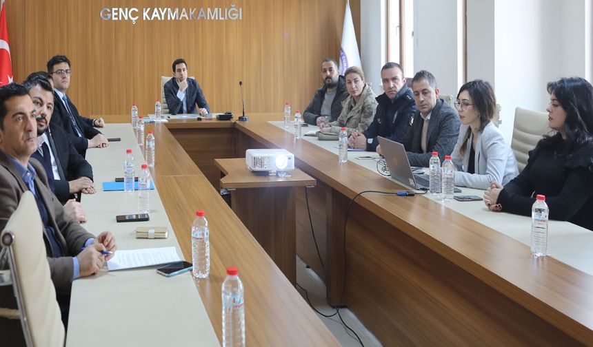 Bingöl'de 'Kadına Yönelik Şiddetle Mücadele Toplantısı' Yapıldı