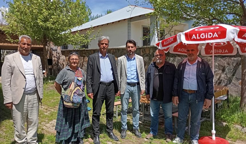 DEM Parti Heyeti Simani Mahallesinde Sorunları İnceledi