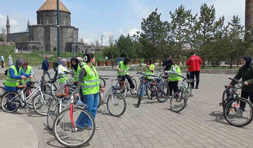 Sağlıklı Yaşam İçin Pedal Çevirdiler