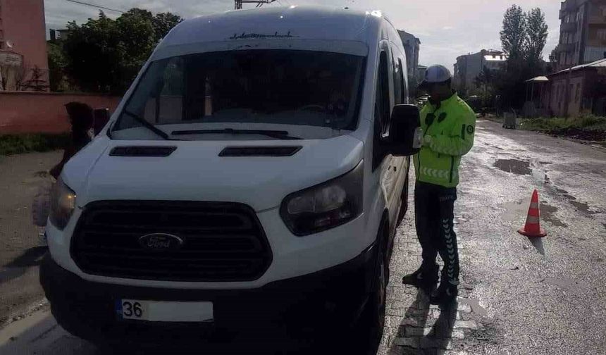 Kars'ta Servis Araçlarına Sıkı Denetim