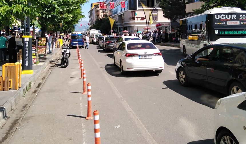 Bingöl Kent Merkezi'nde Bayram Trafiği