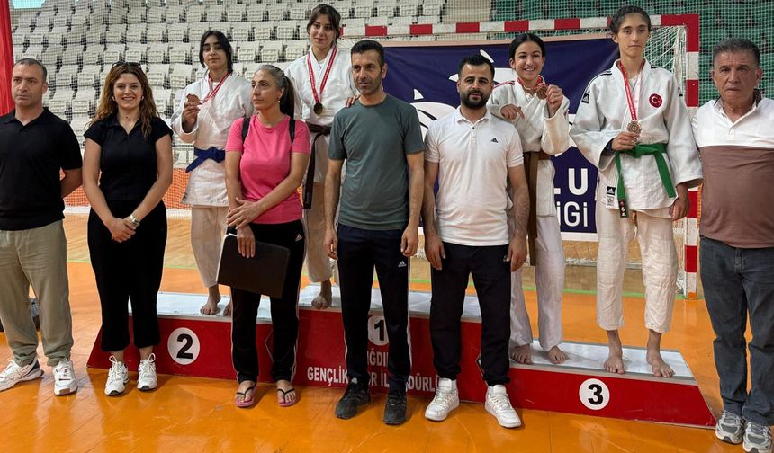 Bingöllü Judocular, Yarı Finalde!