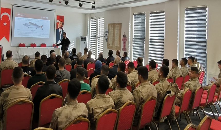 Kiğı'da Kara Avcılığı ve Su Ürünleri Kanunu Bilgilendirmesi