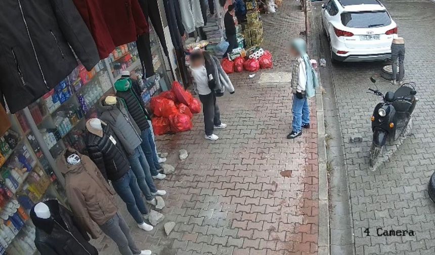 Giyim Mağazasındaki Hırsızlık Anları Kameraya Yansıdı