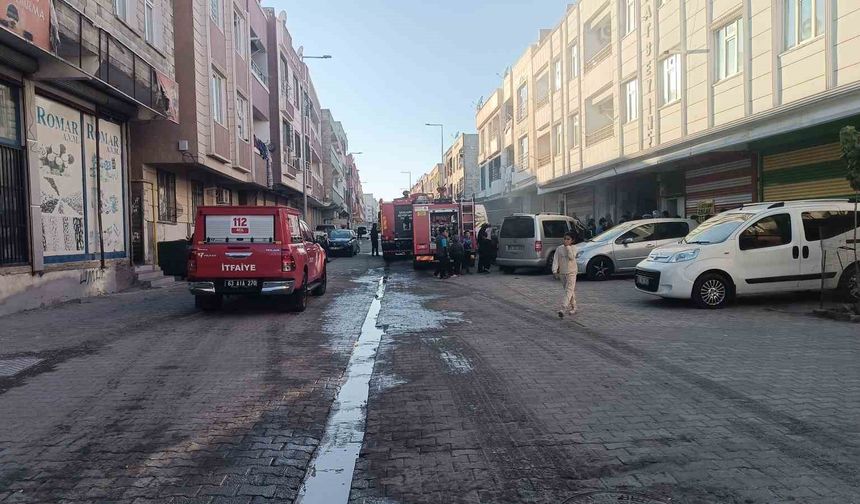 Mobilya Atölyesinde Korkutan Yangın