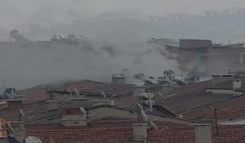 Elazığ Kent Merkezinde Korkutan Yangın