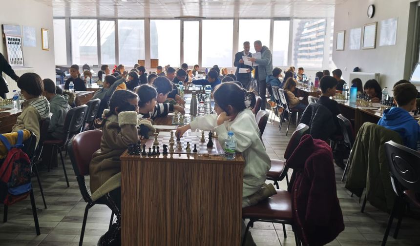 Bingöl’de Satranç İl Birinciliği Heyecanı