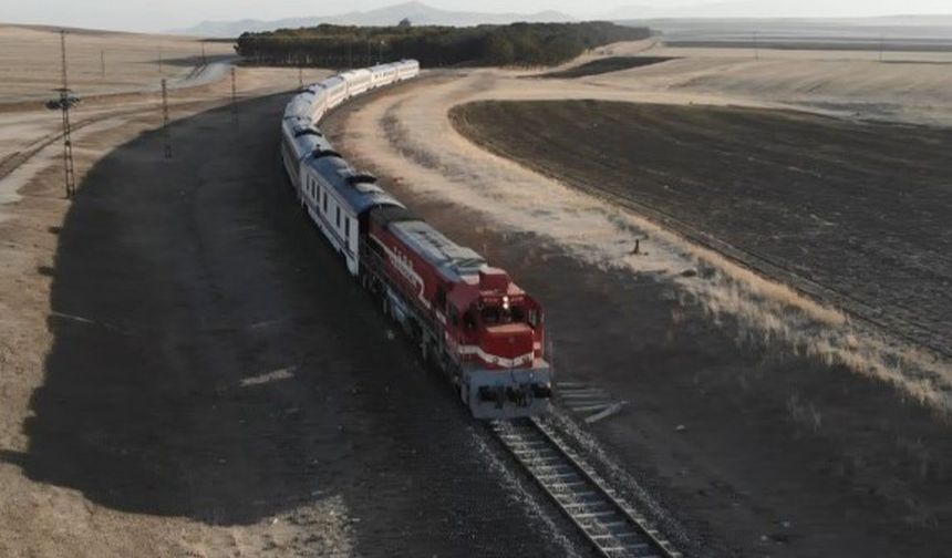 Turistik Doğu Ekspresi'ne Yoğun Talep: Biletler Tükendi