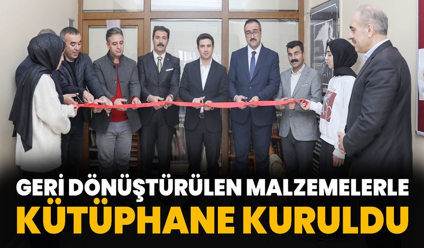 Bingöl'ün İlçesinde Geri Dönüştürülen Malzemelerle Kütüphane Kuruldu