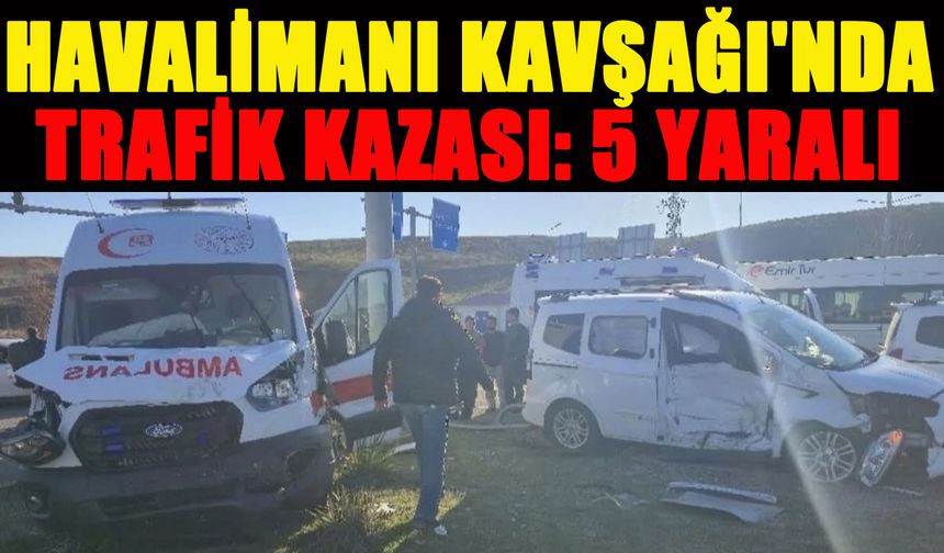 Bingöl Havalimanı Kavşağı'nda Kaza: 5 Yaralı