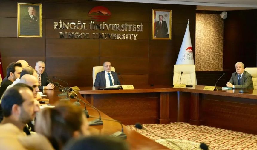 Bingöl Üniversitesi’nde Kurum İç Değerlendirme Toplantısı Gerçekleştirildi